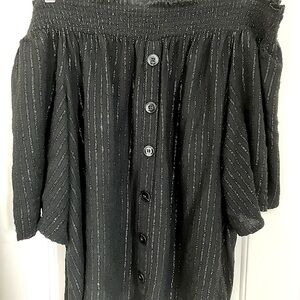 Off the shoulders top in 1x. Black with gold and silver threads running vertical
